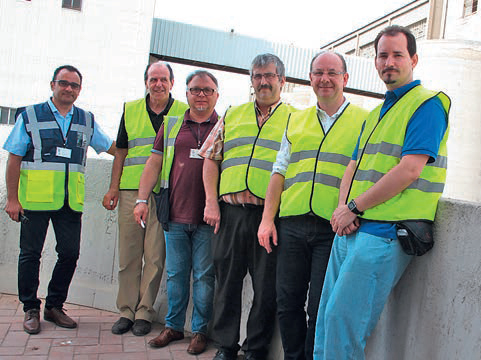 De gauche à droite : Andrés Vargas (Ergransa, silos du port de Barcelone), Jean-Jacques Polo (vice-président de Qualimat Sud-Est), Emilio Fernández (Ergransa), François Christian Cholat (président de Qualimat Sud-Est), Vincent Bergeret (secrétaire de Qualimat Sud-Est), Jordi Forés Piquer (directeur de Qualimac).